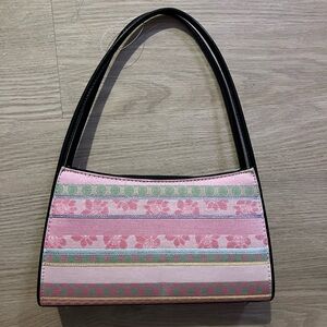 Ultra VINTAGE cool girl purse ( BUILT IN LIP LINER HOLDER!) so cool!